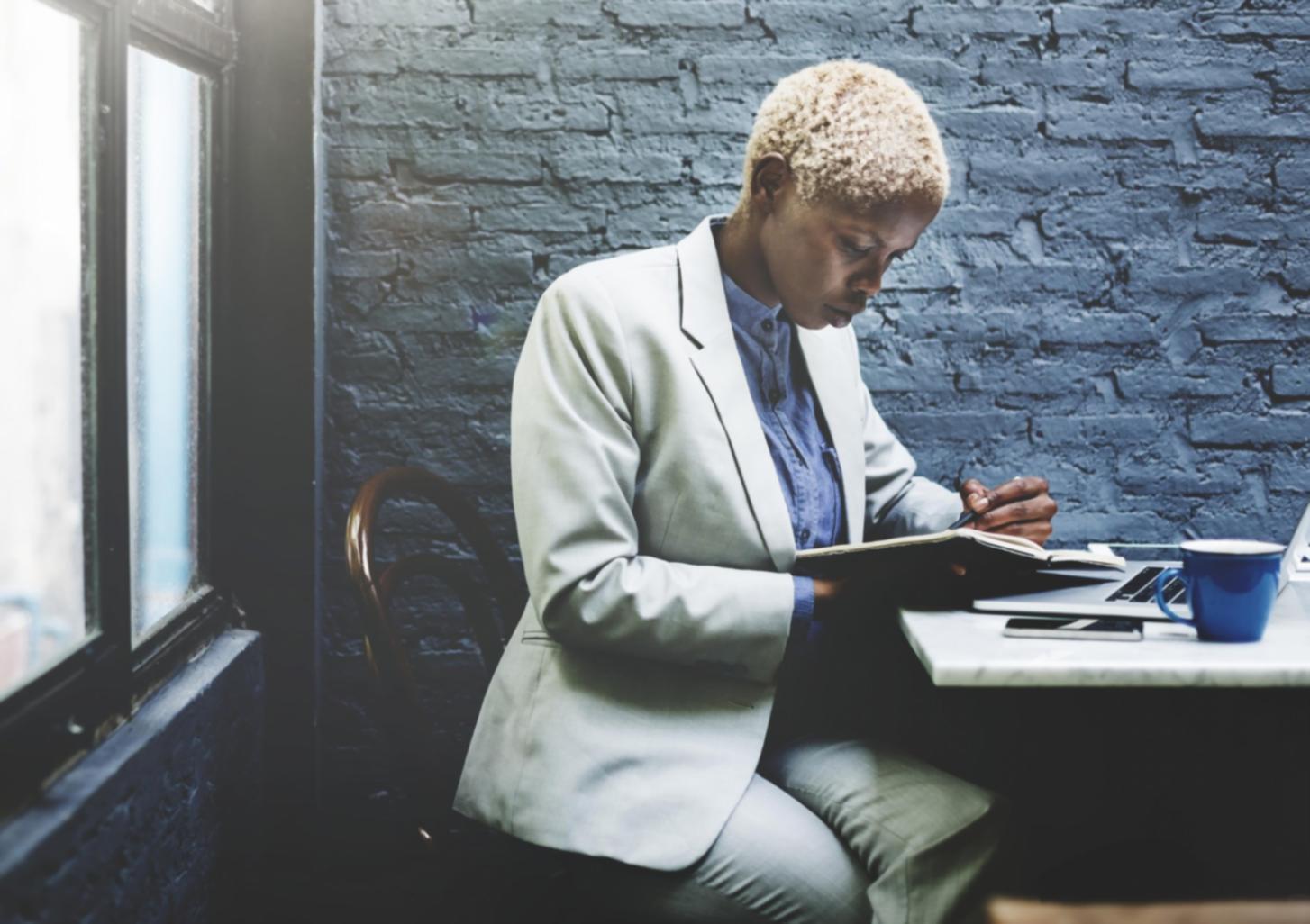 Students working on real-world optimization projects